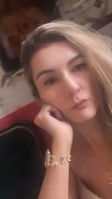 Pronto saldrá un producto que me enamora y me encanta…. Vamos a tomar un cafecito RICAALMA . Mi madre le encantaba el café y yo no me quedo atrás ✨ cafe de pueblo que vio nacer a mis amados padres. Dios gracias por la vida por los momentos difíciles y por los momentos de felicidad.